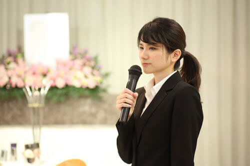 お通夜、告別式の司会