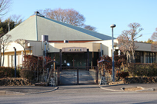 思い出の里会館の外観